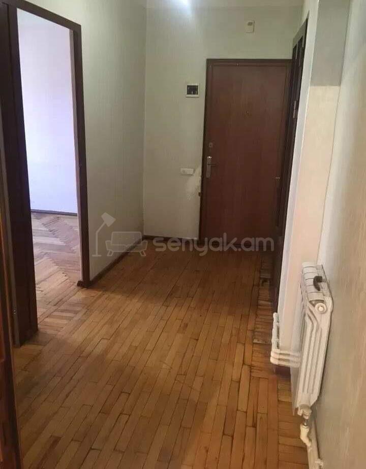 3 Սենյականոց Բնակարան, 61քմ, 1/9 հարկ, Կապիտալ Վերանորոգված