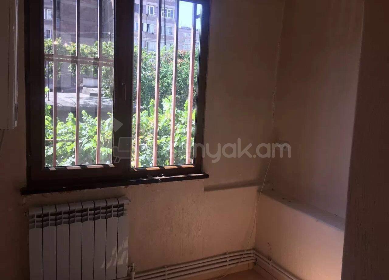 3 Սենյականոց Բնակարան, 61քմ, 1/9 հարկ, Կապիտալ Վերանորոգված