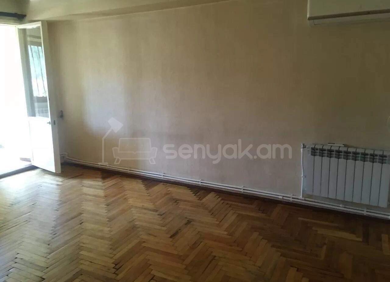 3 Սենյականոց Բնակարան, 61քմ, 1/9 հարկ, Կապիտալ Վերանորոգված