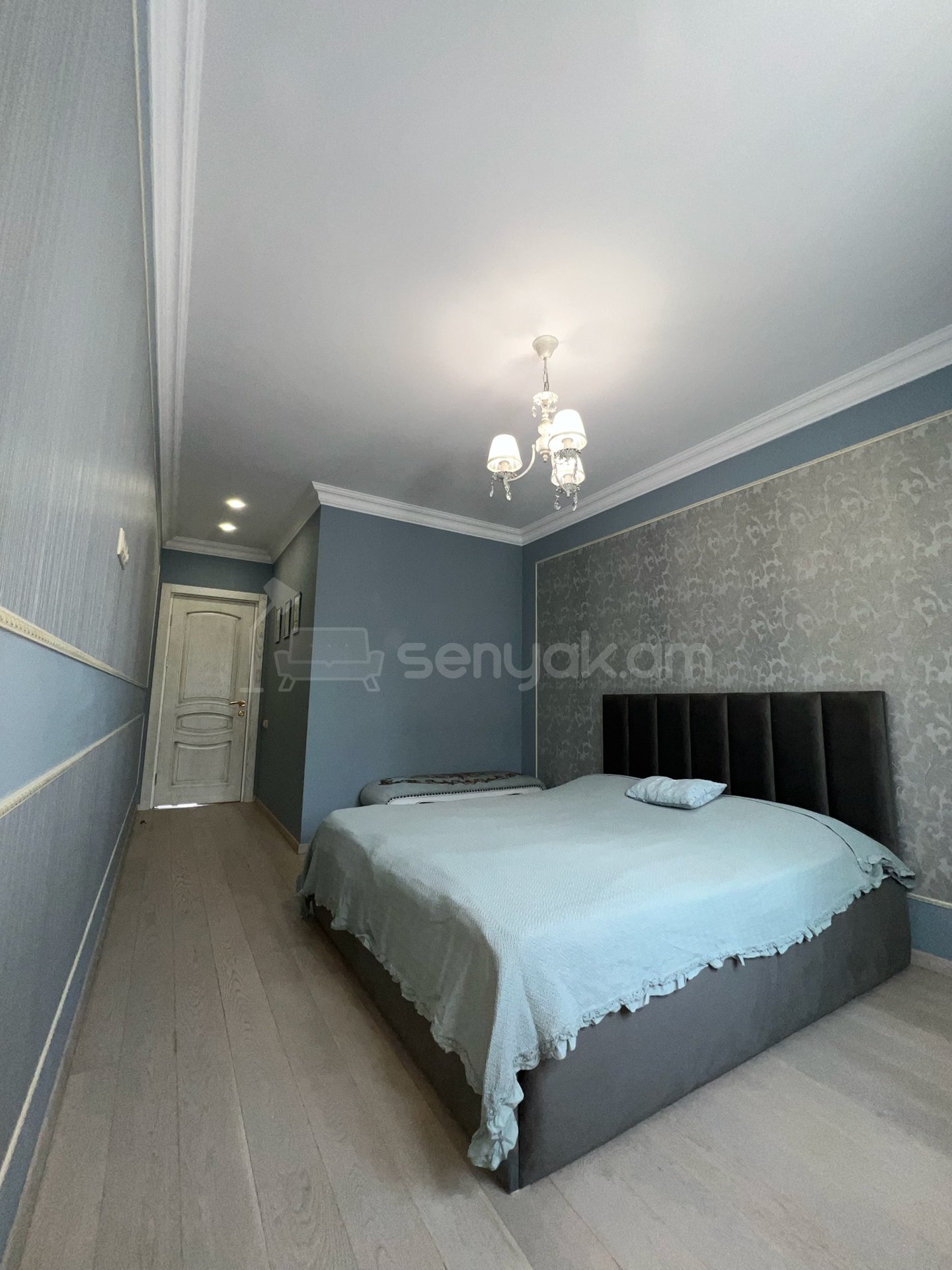 3 Սենյականոց Բնակարան Քարե Շենքում, 76քմ, 2/7 հարկ, Դիզայներական Վերանորոգված