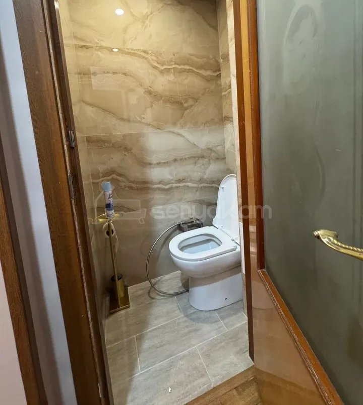 3 Սենյականոց Բնակարան, 78քմ, 4/9 հարկ, Նորմալ Վիճակում, Կահավորված, Արևկող