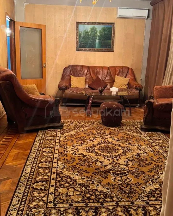 3 Սենյականոց Բնակարան, 75քմ, 2/9 հարկ, Նորմալ Վիճակում, Կահավորված