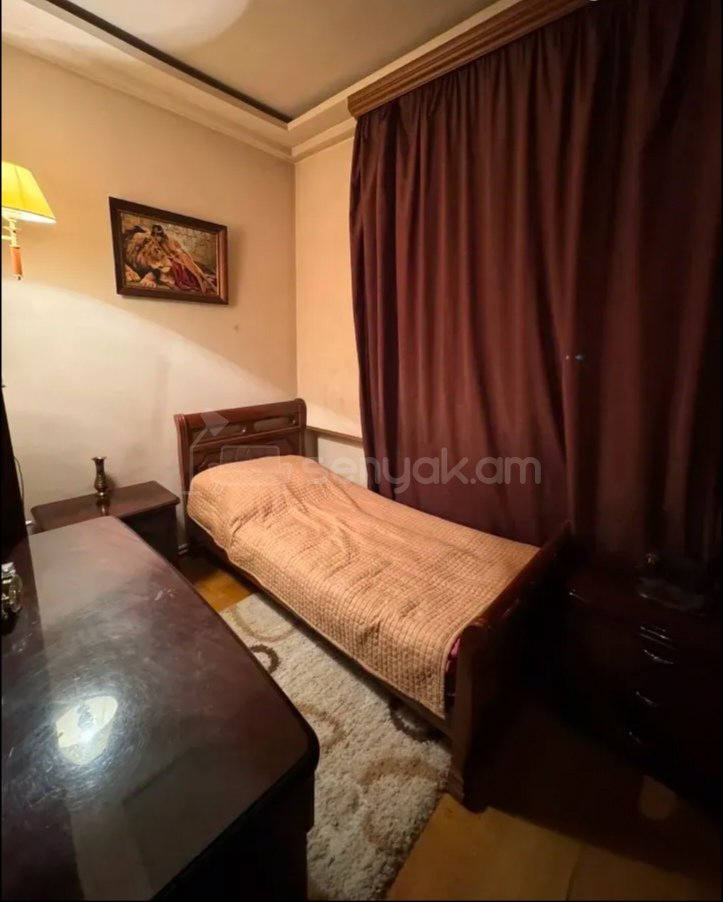 3 Սենյականոց Բնակարան, 75քմ, 2/9 հարկ, Նորմալ Վիճակում, Կահավորված