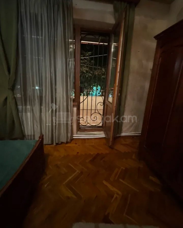 3 Սենյականոց Բնակարան, 75քմ, 2/9 հարկ, Նորմալ Վիճակում, Կահավորված