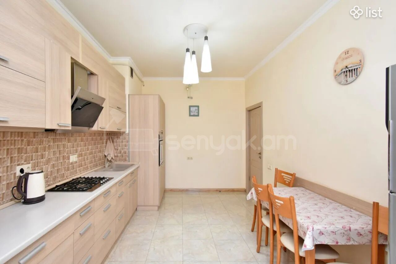 3 Սենյականոց Բնակարան, 110քմ, 7/14 հարկ, Կապիտալ Վերանորոգված