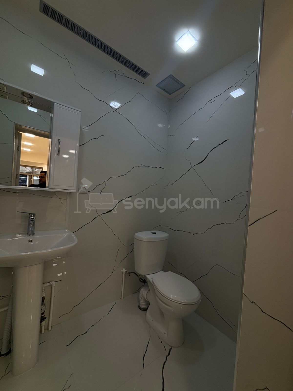 Կոմերցիոն Տարածք, 140քմ, Կապիտալ Վերանորոգված