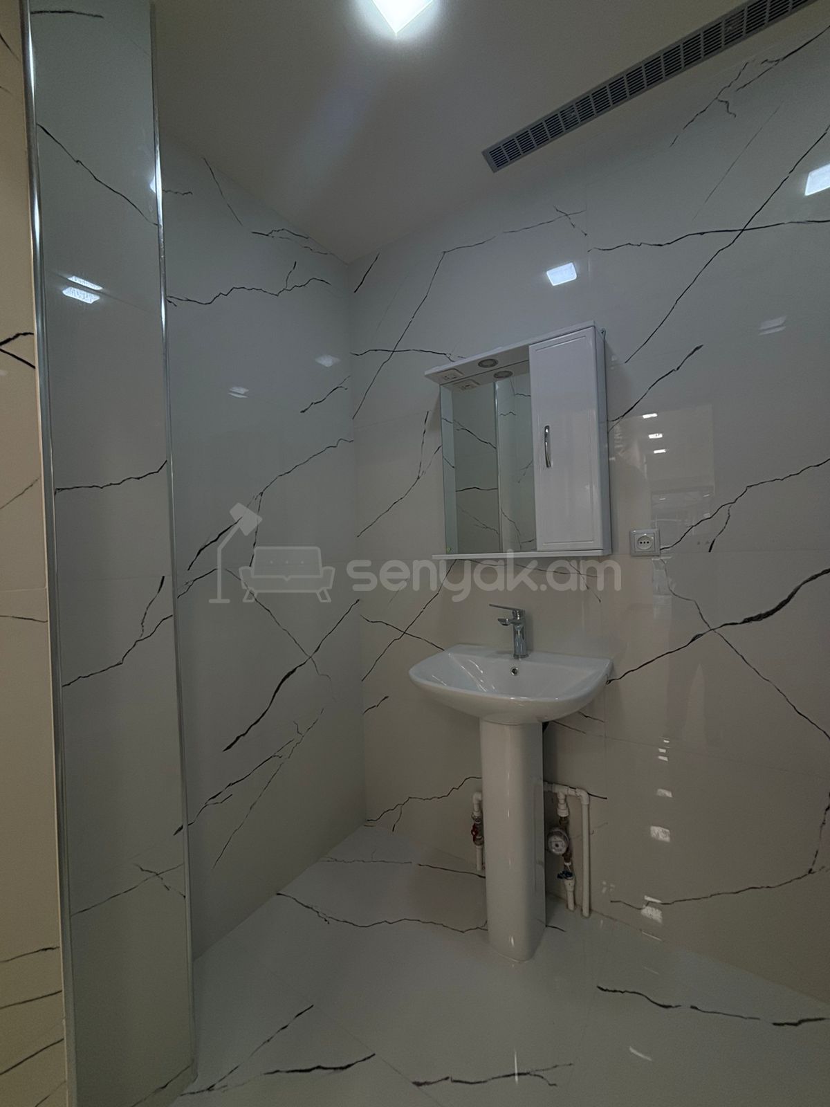 Կոմերցիոն Տարածք, 140քմ, Կապիտալ Վերանորոգված