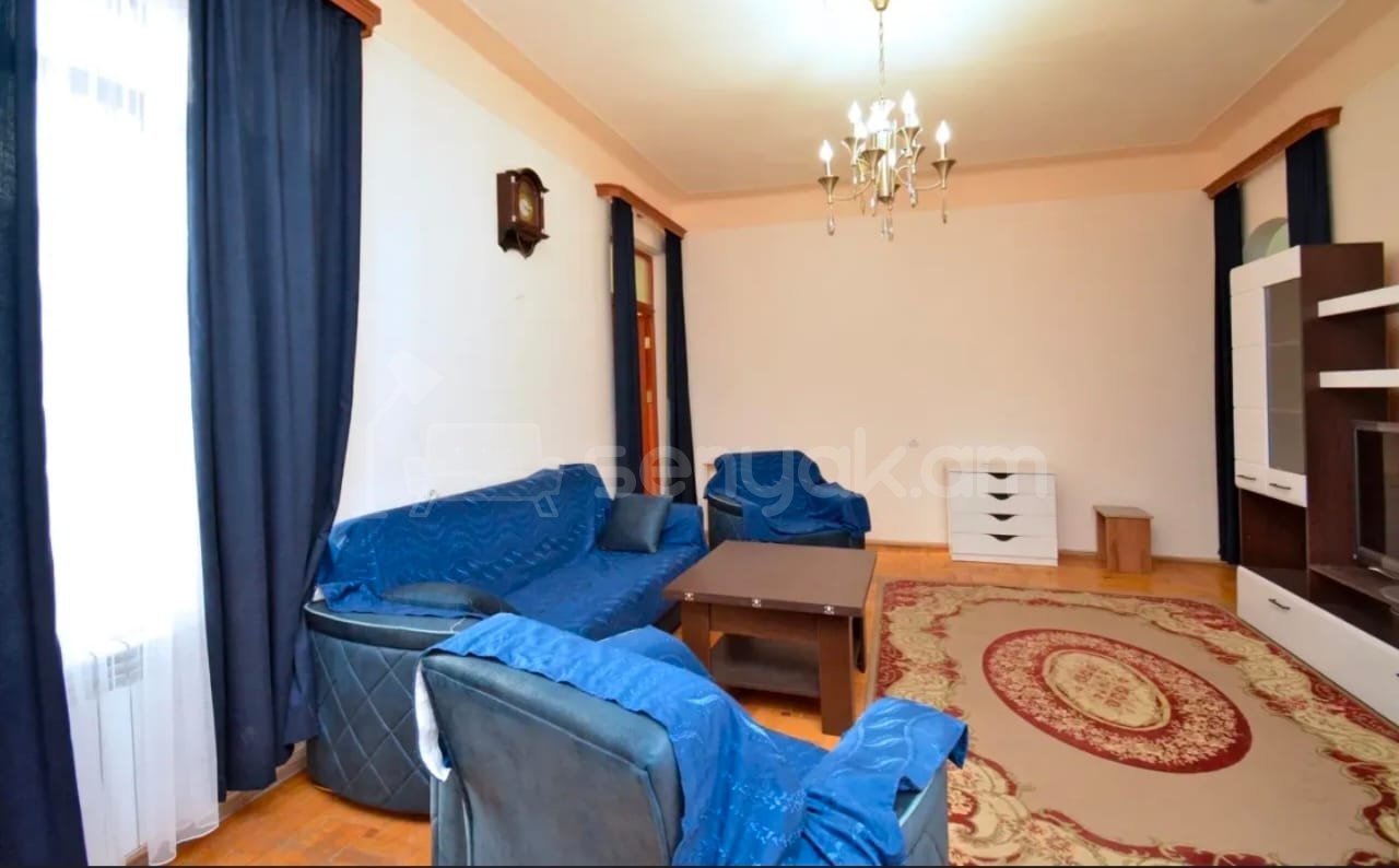 2 Սենյականոց Բնակարան Քարե Շենքում, 60քմ, 3/3 հարկ, Կապիտալ Վերանորոգված