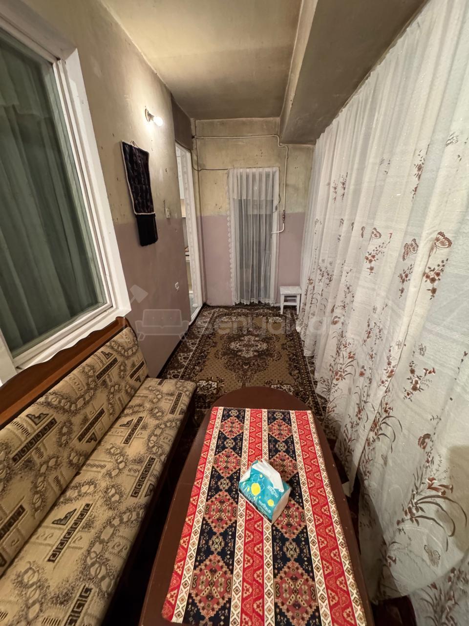 4 Սենյականոց Բնակարան, 96քմ, 3/9 հարկ, Նորմալ Վիճակում, Կահավորված, Արևկող