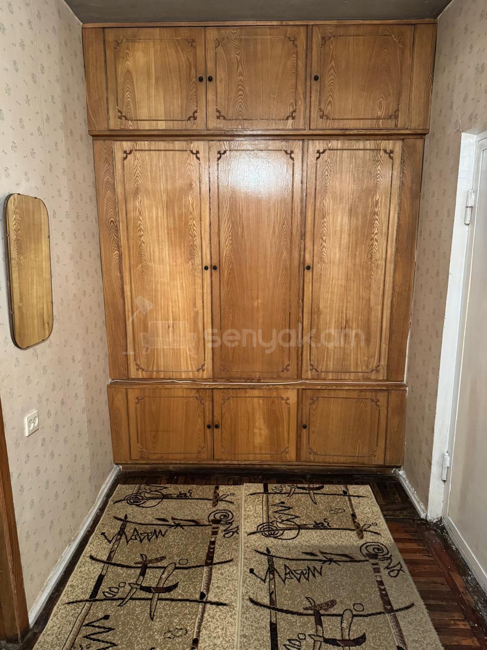 4 Սենյականոց Բնակարան, 96քմ, 3/9 հարկ, Նորմալ Վիճակում, Կահավորված, Արևկող