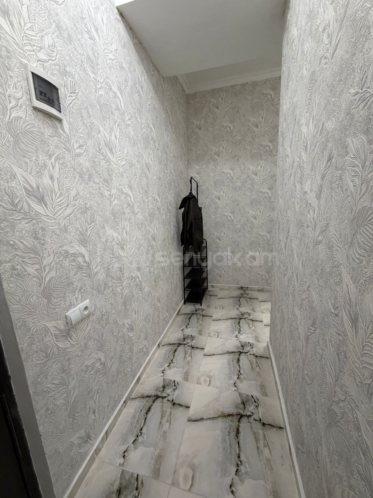 2 Սենյականոց Բնակարան Նորակառույցում, 42քմ, 9/9 հարկ, Կապիտալ Վերանորոգված, Կահավորված, Արևկող