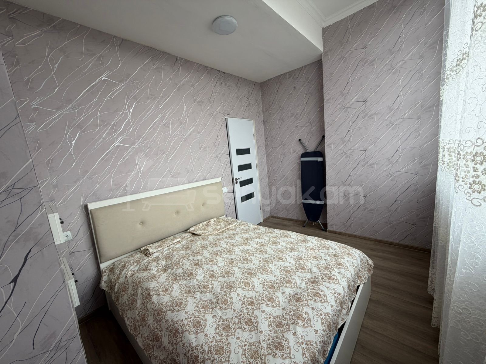 2 Սենյականոց Բնակարան Նորակառույցում, 42քմ, 9/9 հարկ, Կապիտալ Վերանորոգված, Կահավորված, Արևկող