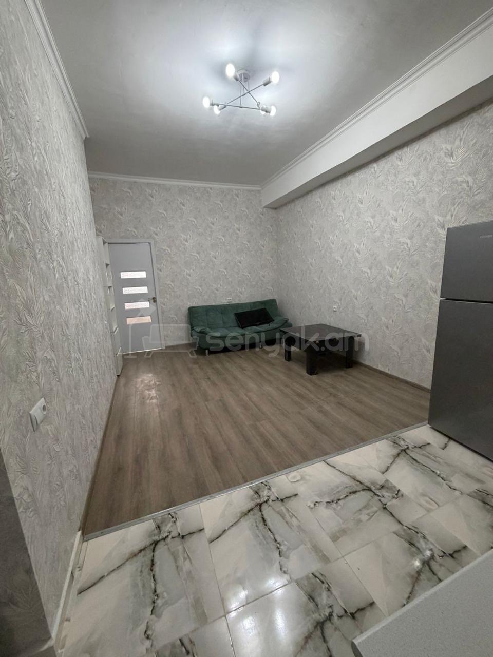 2 Սենյականոց Բնակարան Նորակառույցում, 42քմ, 9/9 հարկ, Կապիտալ Վերանորոգված, Կահավորված, Արևկող