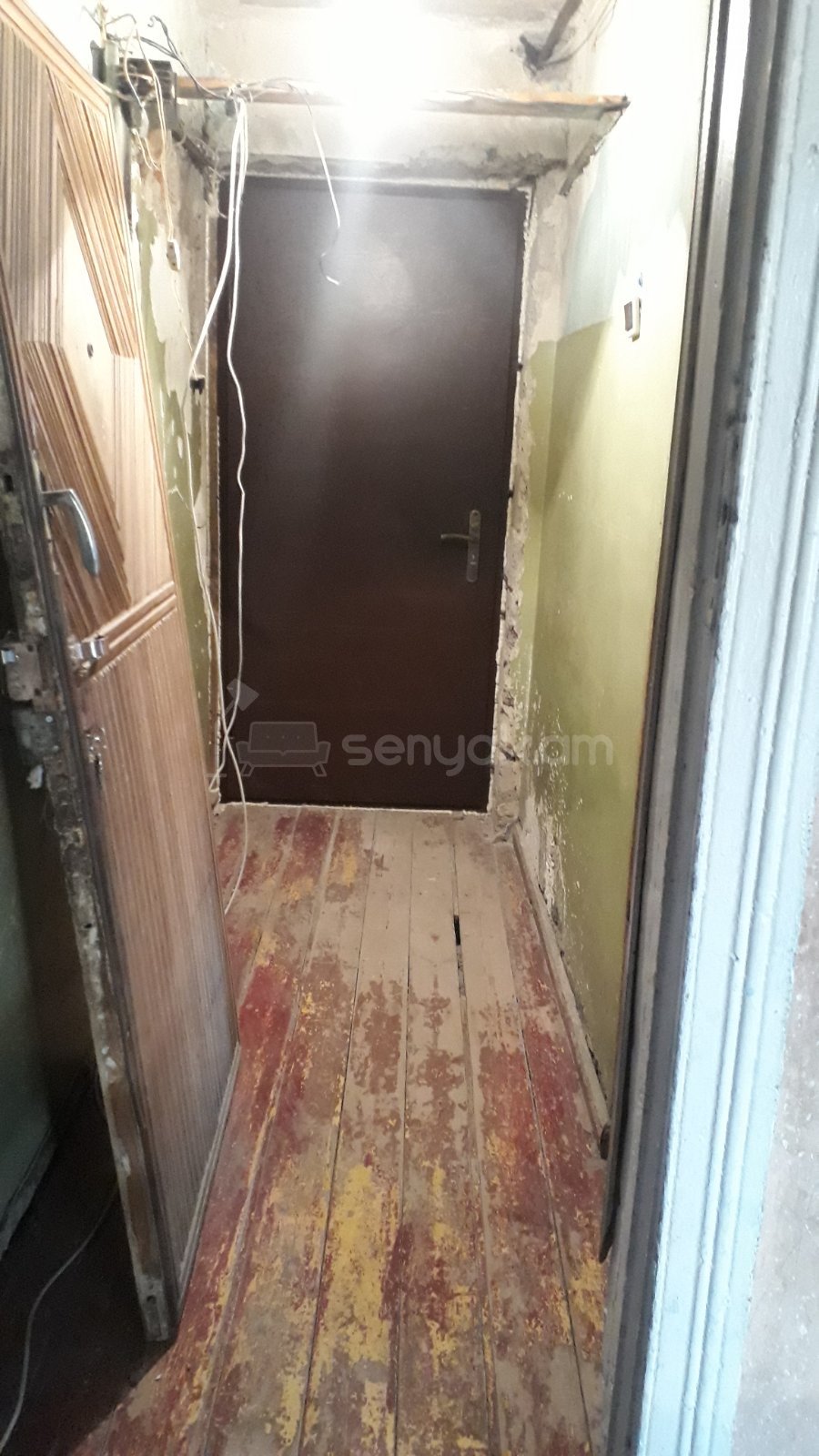 2 Սենյականոց Բնակարան Քարե Շենքում, 44քմ, 3/4 հարկ, Պետական Վիճակում