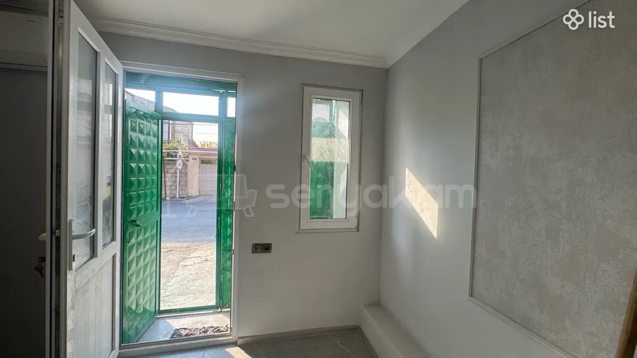 1 Սենյականոց Բնակարան Քարե Շենքում, 38քմ, 1/1 հարկ, Կապիտալ Վերանորոգված, Կահավորված