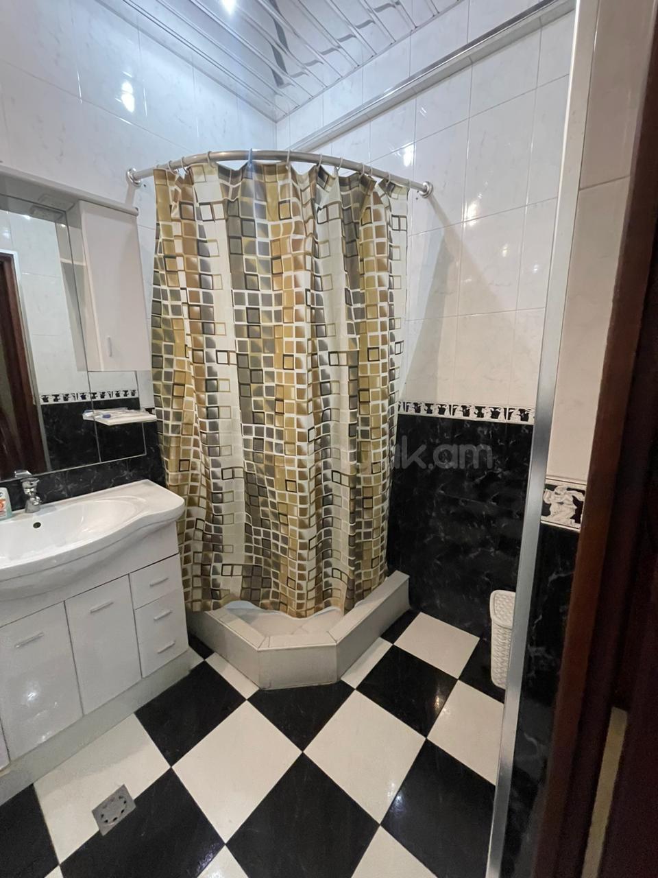 3 Սենյականոց Բնակարան Նորակառույցում, 90քմ, 3/12 հարկ, Կապիտալ Վերանորոգված