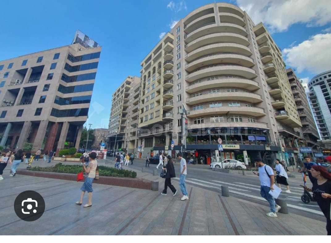 3 Սենյականոց Բնակարան Նորակառույցում, 90քմ, 3/12 հարկ, Կապիտալ Վերանորոգված