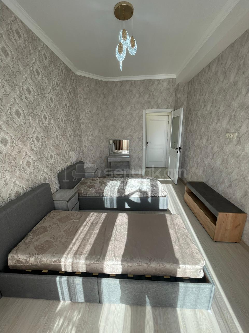 3 Սենյականոց Բնակարան Նորակառույցում, 80քմ, 2/5 հարկ, Կապիտալ Վերանորոգված, Կահավորված, Արևկող