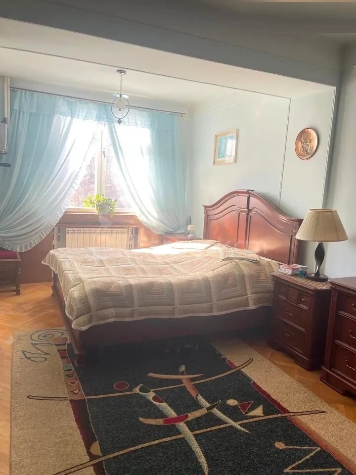 3 Սենյականոց Բնակարան, 110քմ, 7/9 հարկ, Նորմալ Վիճակում