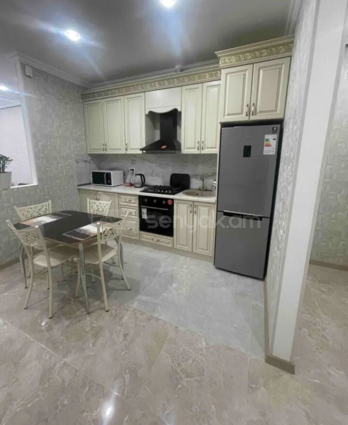 2 Սենյականոց Բնակարան Նորակառույցում, 74քմ, 9/10 հարկ, Դիզայներական Վերանորոգված