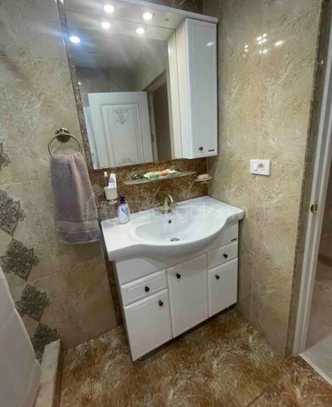 2 Սենյականոց Բնակարան Նորակառույցում, 74քմ, 9/10 հարկ, Դիզայներական Վերանորոգված