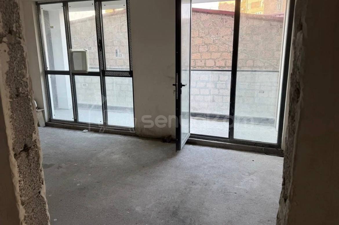 4 Սենյականոց Բնակարան, 141քմ, 2/16 հարկ, Զրոյական Վիճակում