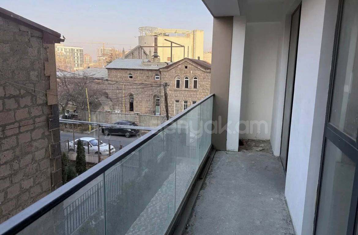 4 Սենյականոց Բնակարան, 141քմ, 2/16 հարկ, Զրոյական Վիճակում