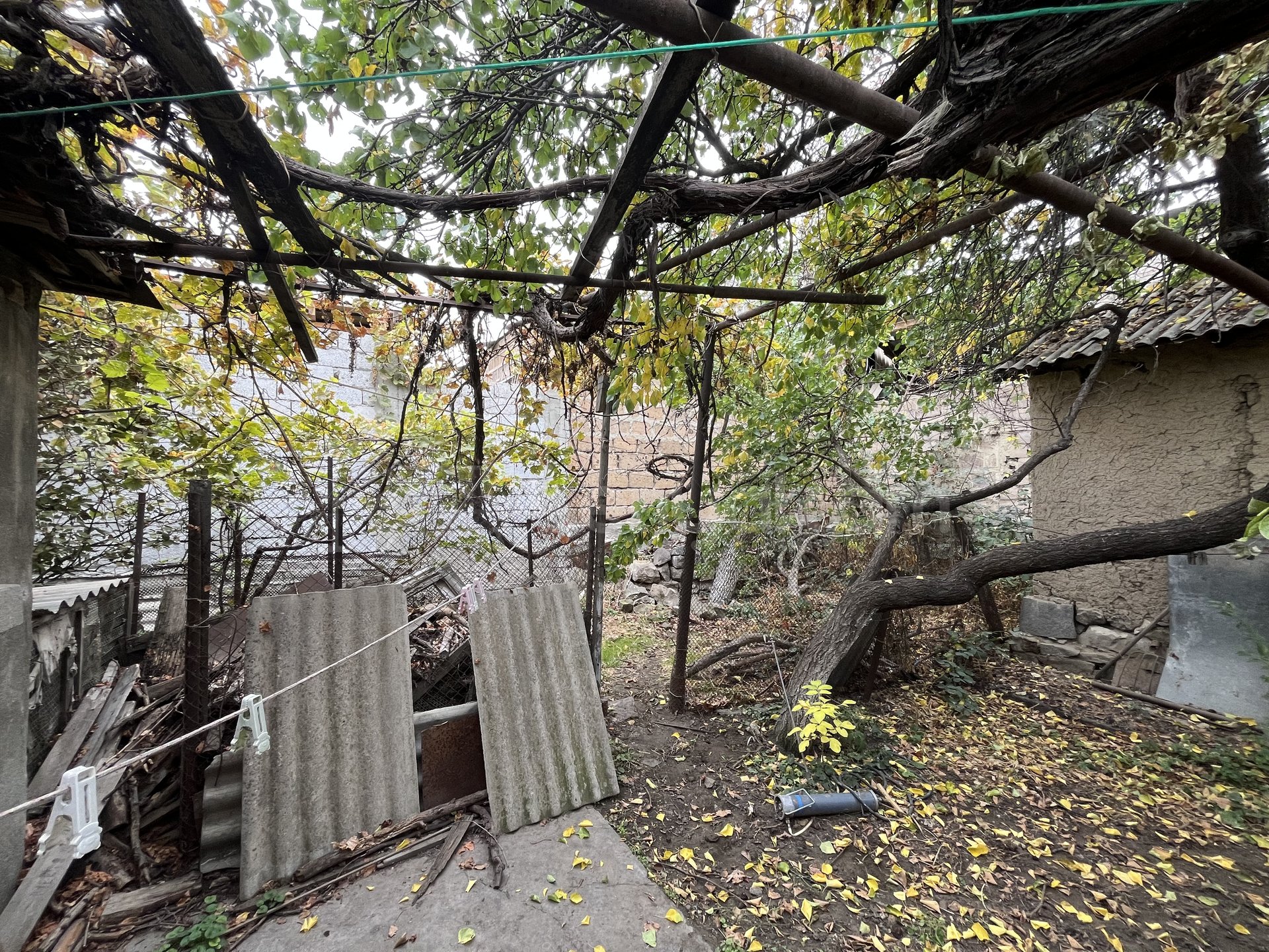 Բնակելի Նշանակության Հողատարածք, 404քմ, Խմելու Ջրով, Էլեկտրականությամբ