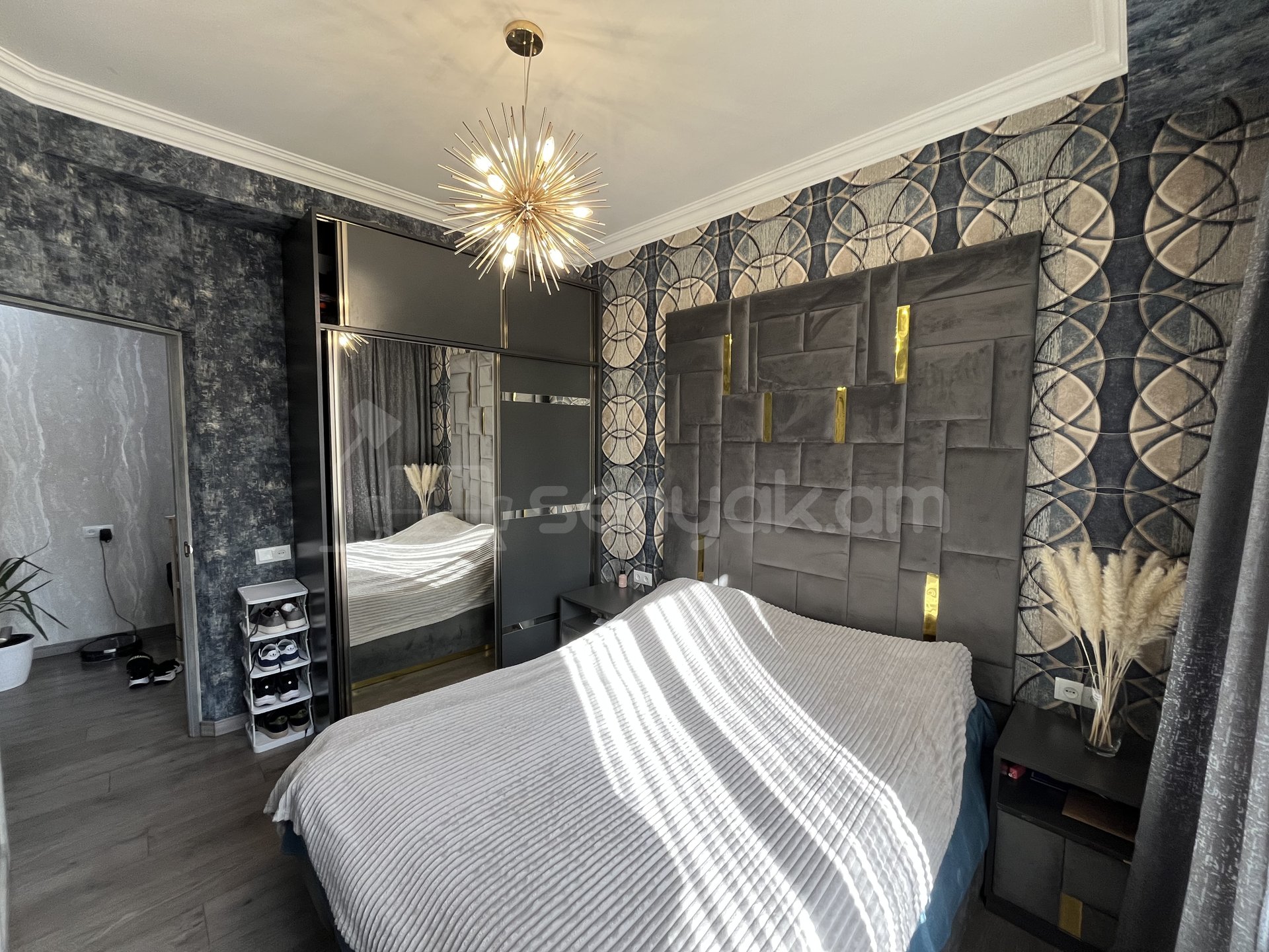 4 Սենյականոց Բնակարան Նորակառույց Քարե Շենքում, 93քմ, 4/5 հարկ, Կապիտալ Վերանորոգված