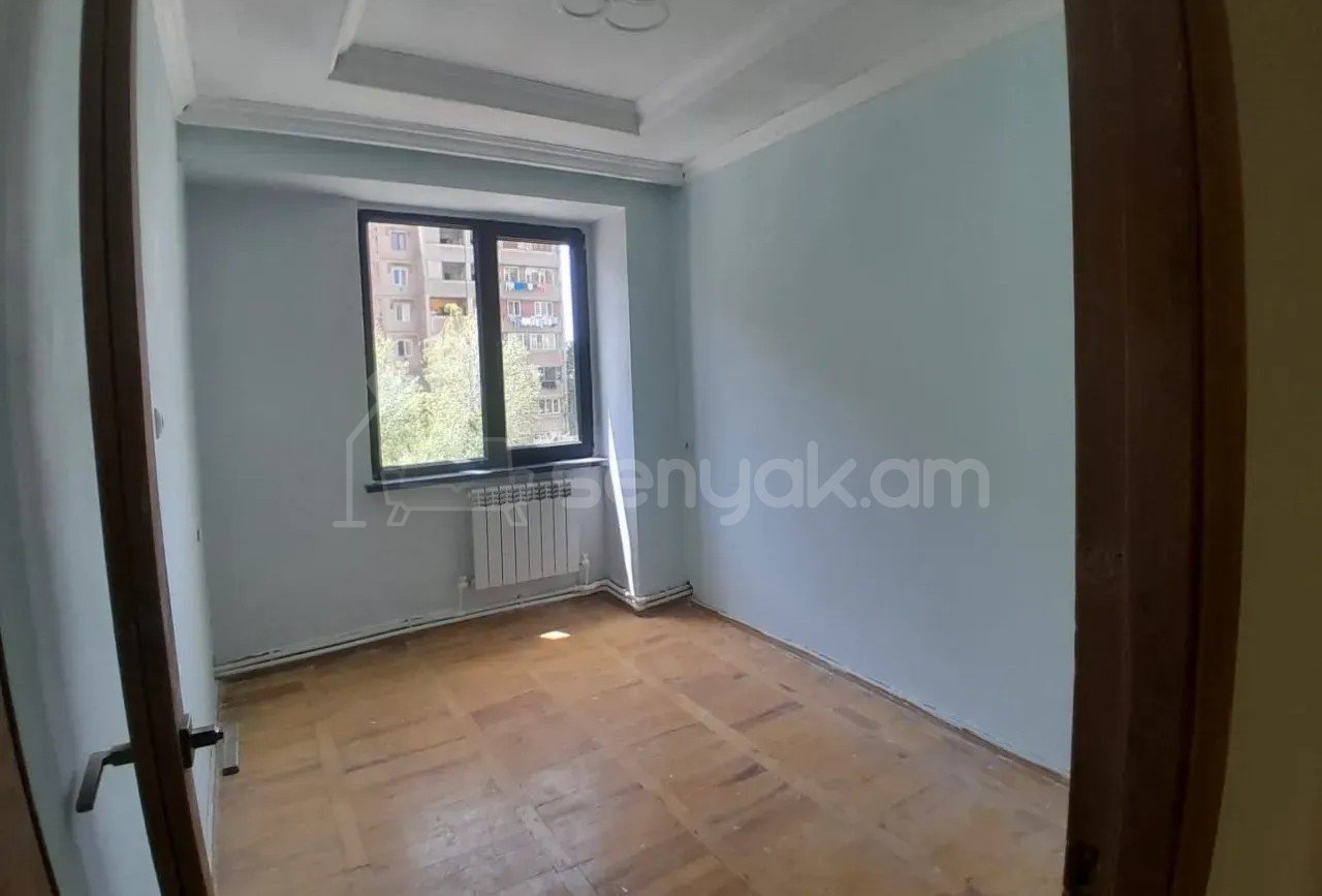 3 Սենյականոց Բնակարան, 96քմ, 3/9 հարկ, Նորմալ Վիճակում