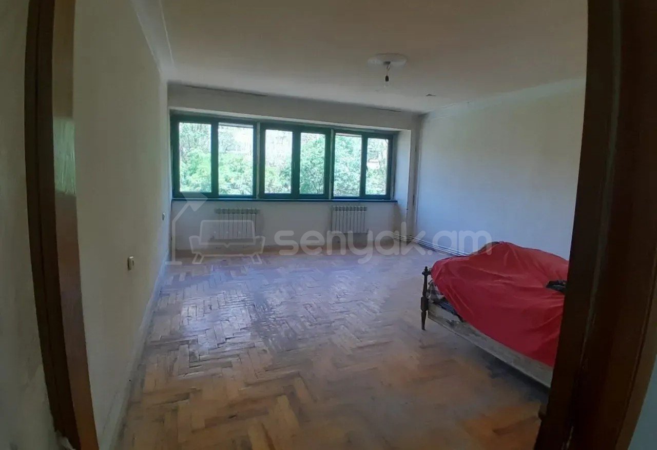 3 Սենյականոց Բնակարան, 96քմ, 3/9 հարկ, Նորմալ Վիճակում