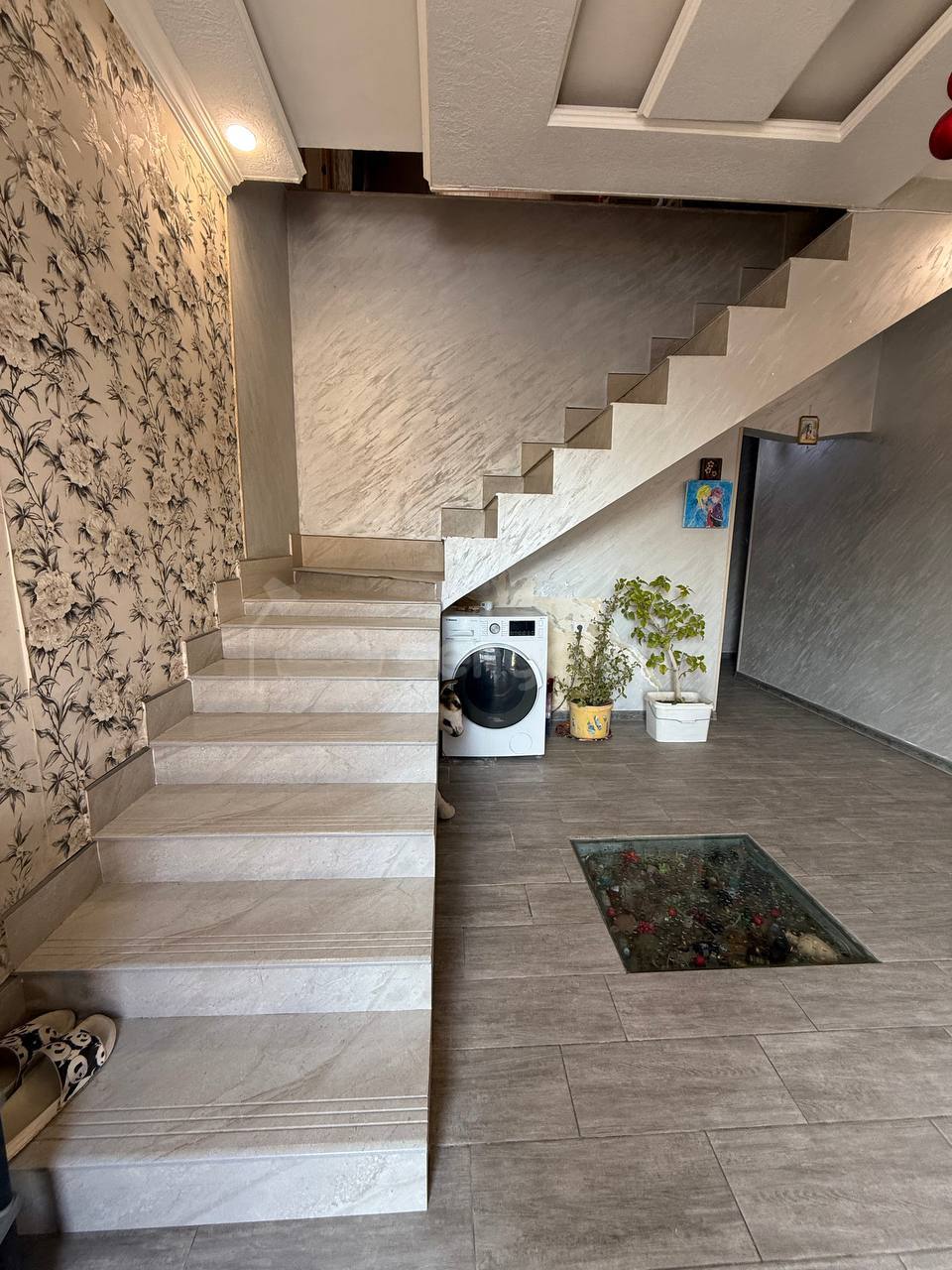 5 Սենյականոց Բնակարան Քարե Շենքում, 256քմ, 2/2 հարկ, Կապիտալ Վերանորոգված