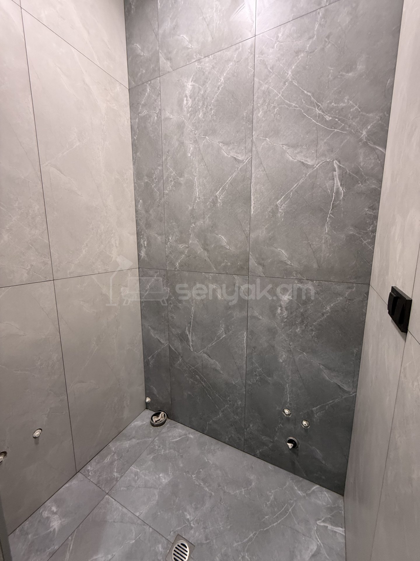 3 Սենյականոց Բնակարան Նորակառույց Քարե Շենքում, 65քմ, 2/5 հարկ, Նորմալ Վիճակում