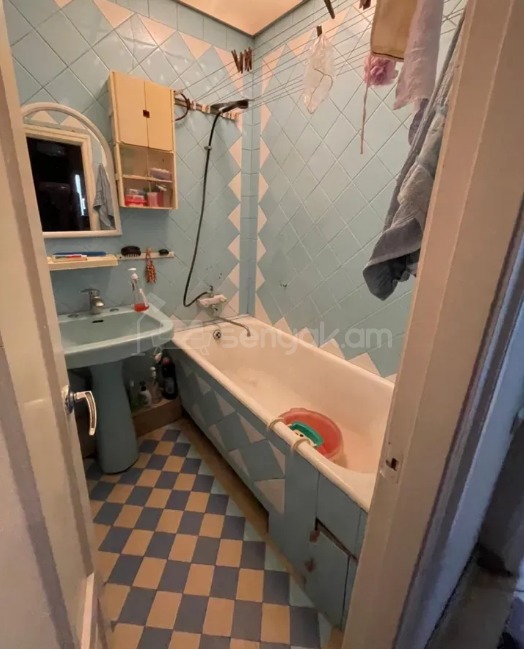 3 Սենյականոց Բնակարան, 78քմ, 5/9 հարկ, Պետական Վիճակում