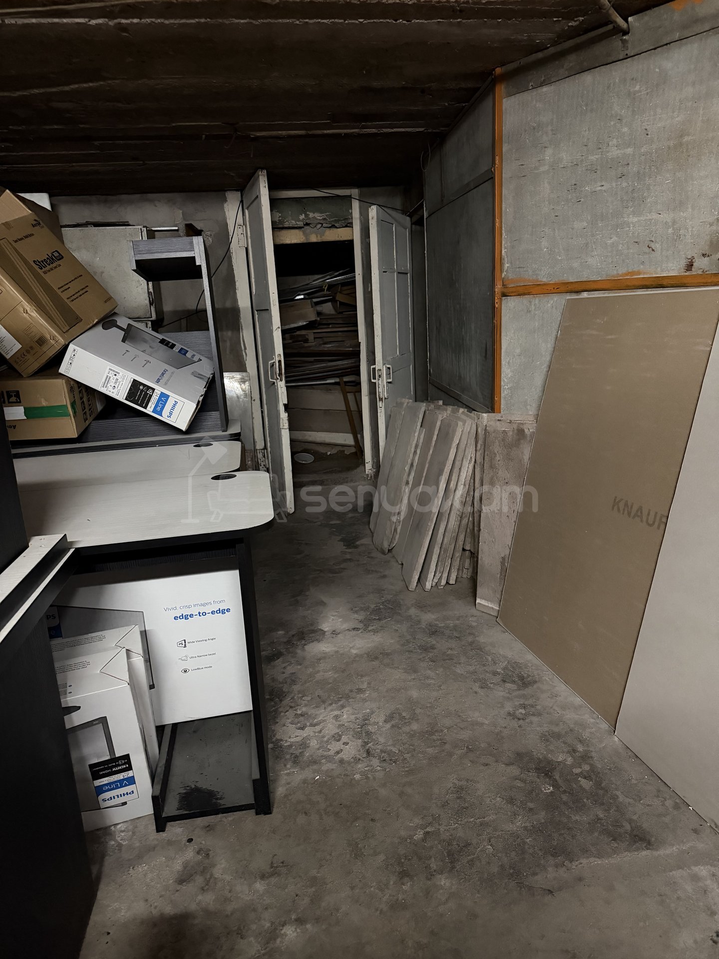 8 Սենյականոց Սեփական Տուն, 170քմ, Նորմալ Վիճակում, Ավտոտնակով