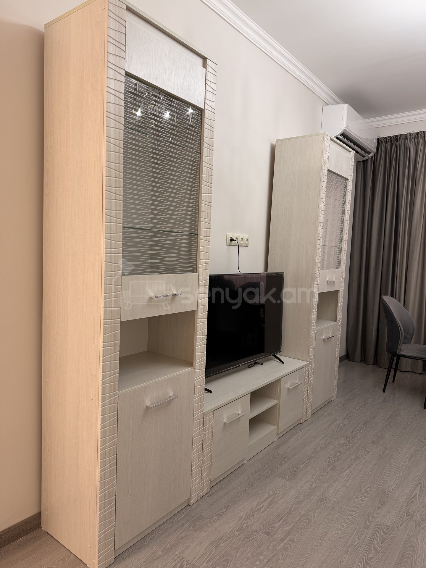 3 Սենյականոց Բնակարան Նորակառույցում, 92քմ, 5/8 հարկ, Դիզայներական Վերանորոգված, Կահավորված