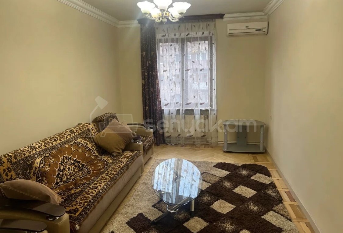 2 Սենյականոց Բնակարան Քարե Շենքում, 60քմ, 4/5 հարկ, Նորմալ Վիճակում, Կահավորված