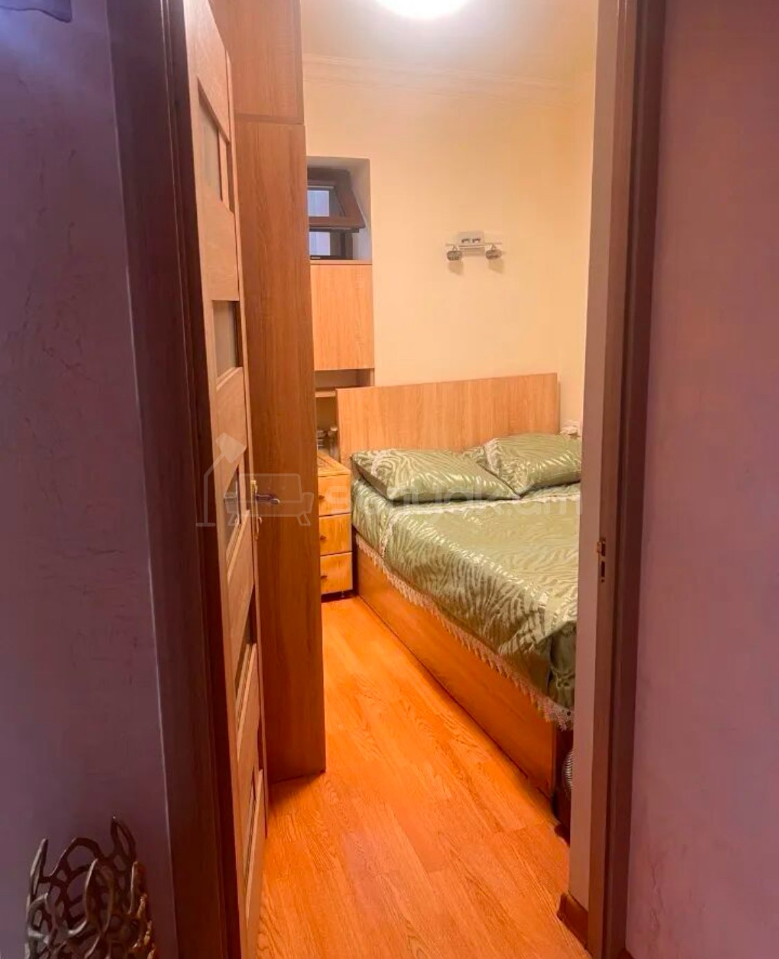 2 Սենյականոց Բնակարան Քարե Շենքում, 50քմ, 2/5 հարկ, Կապիտալ Վերանորոգված, Կահավորված