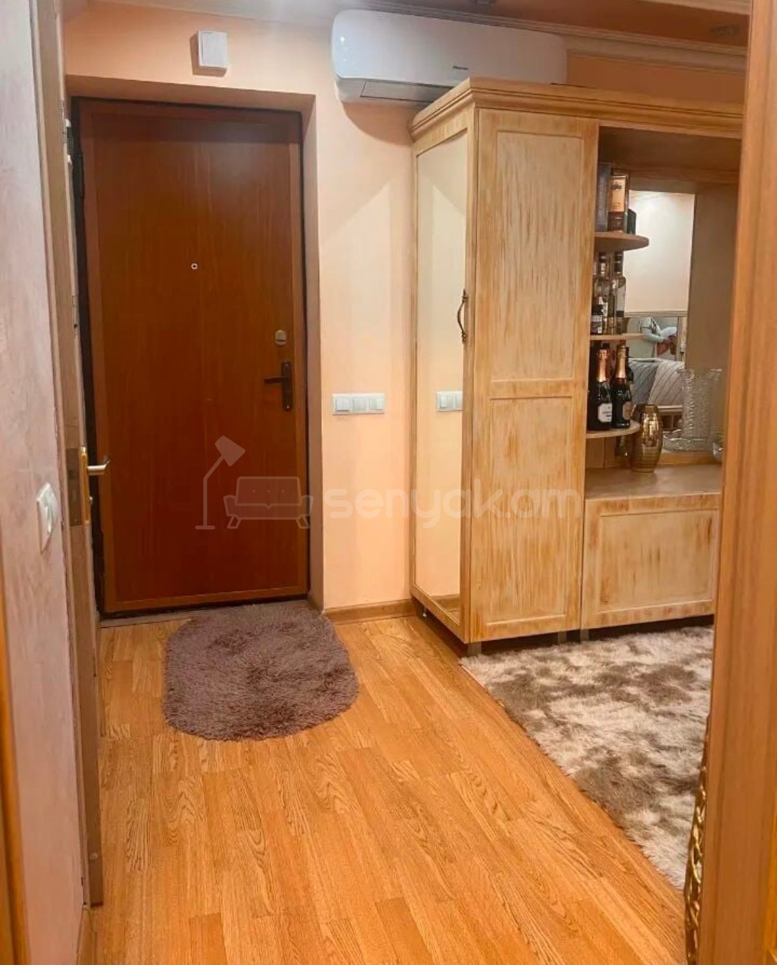 2 Սենյականոց Բնակարան Քարե Շենքում, 50քմ, 2/5 հարկ, Կապիտալ Վերանորոգված, Կահավորված