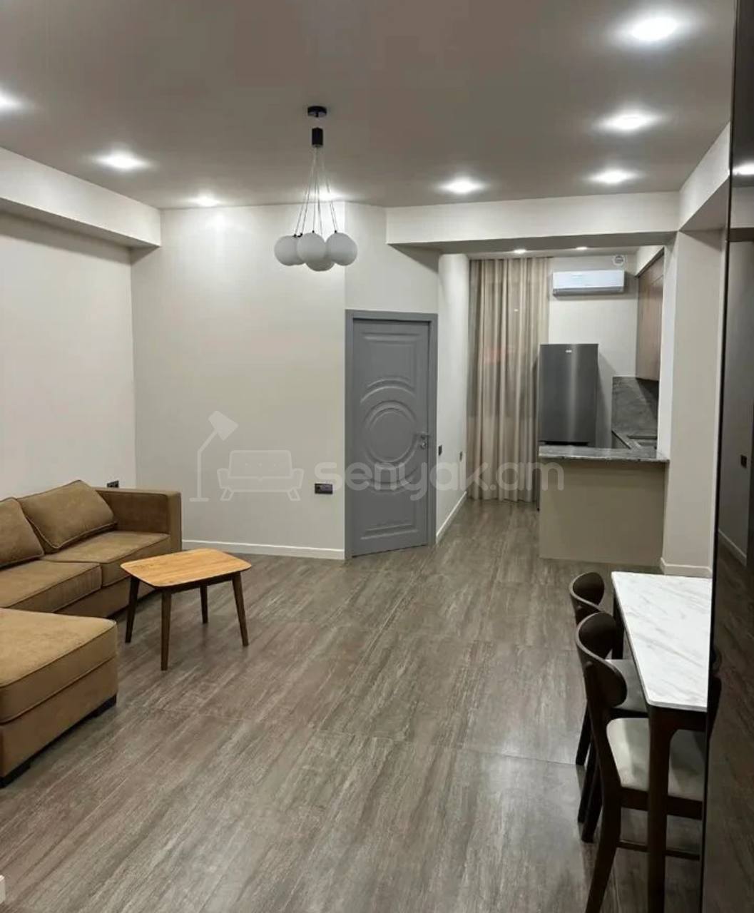 2 Սենյականոց Բնակարան, 44քմ, 8/14 հարկ, Կապիտալ Վերանորոգված, Կահավորված