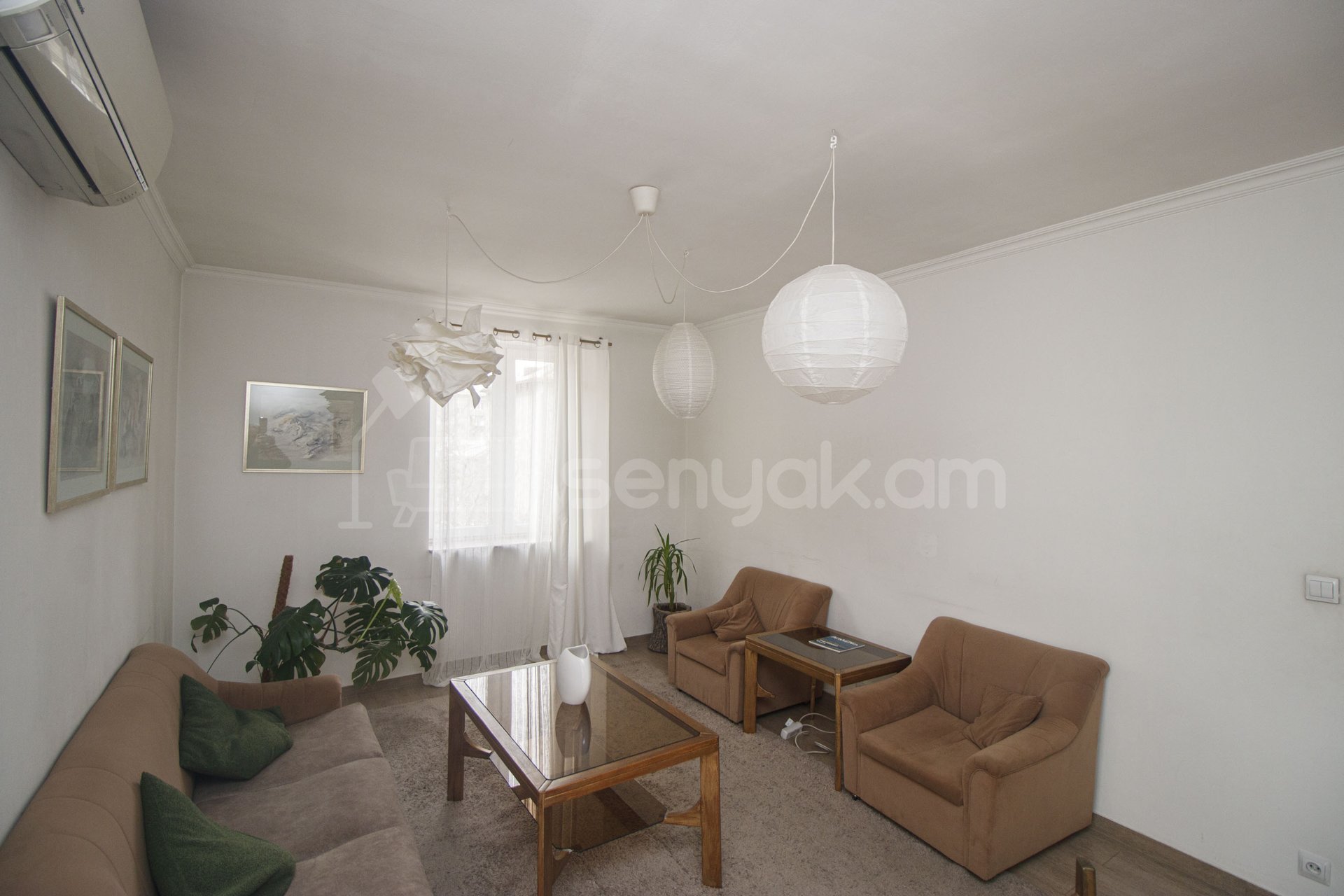 2 Սենյականոց Բնակարան Քարե Շենքում, 50քմ, 4/5 հարկ, Կապիտալ Վերանորոգված