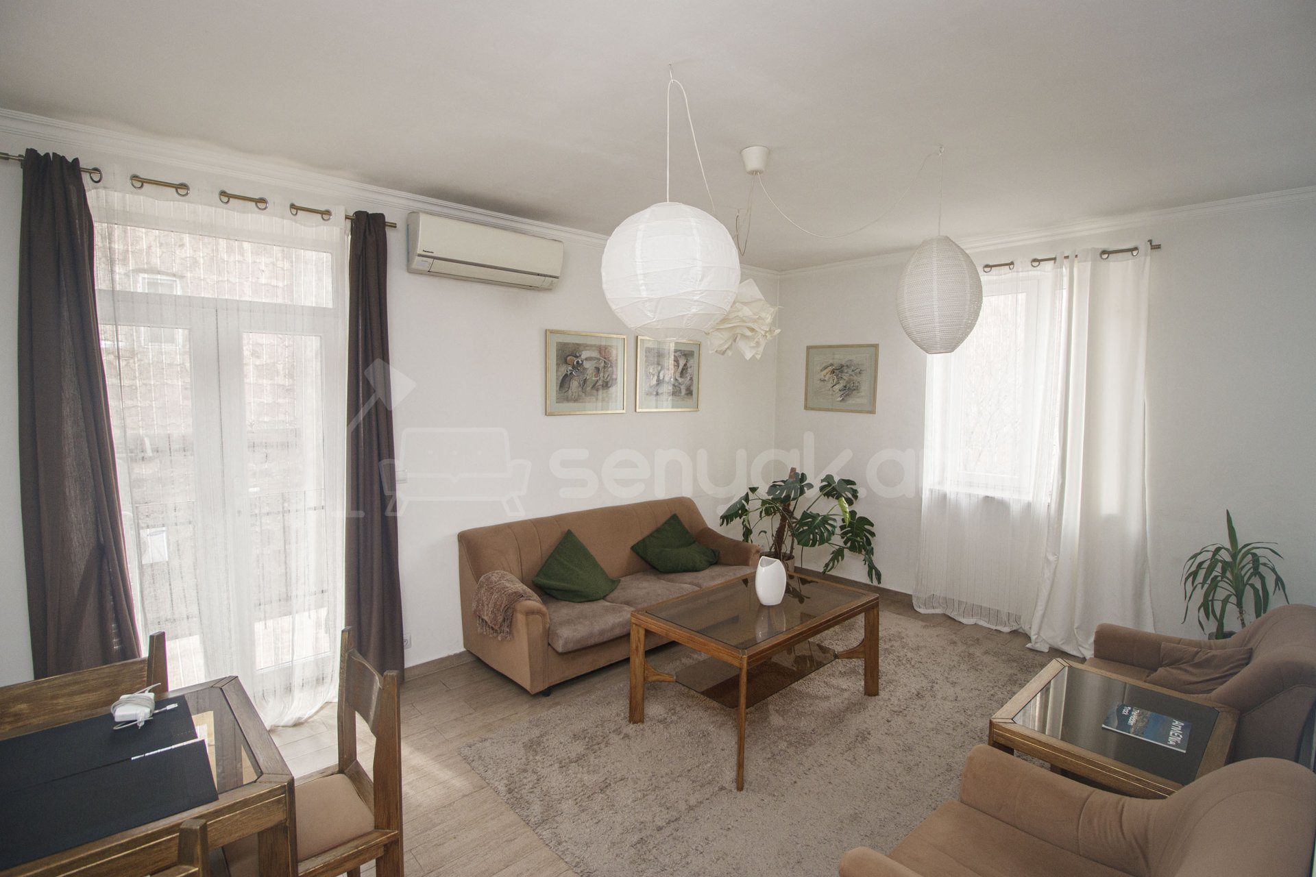 2 Սենյականոց Բնակարան Քարե Շենքում, 50քմ, 4/5 հարկ, Կապիտալ Վերանորոգված