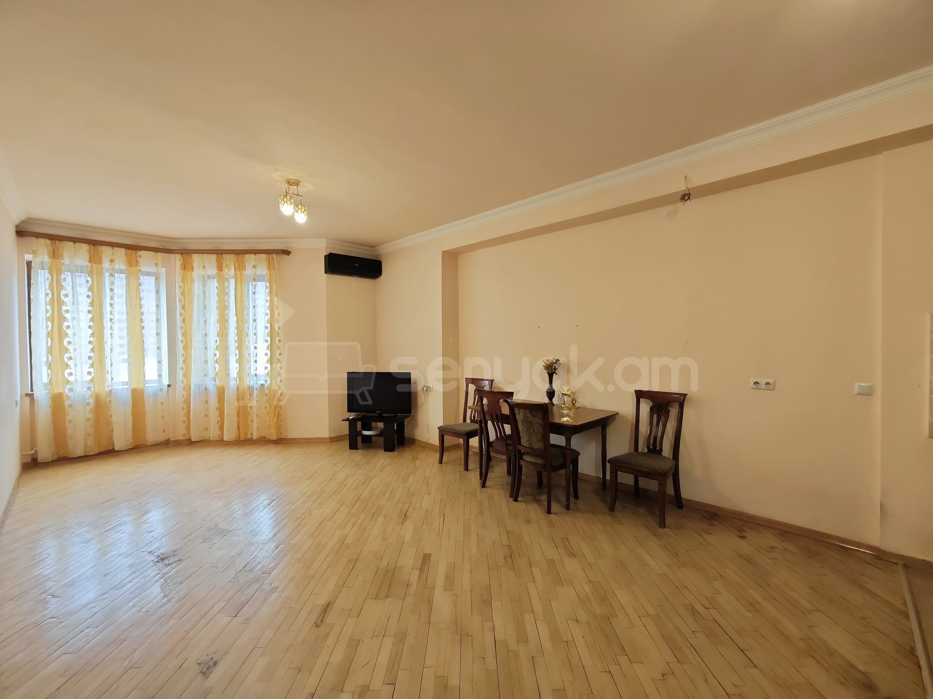 4 Սենյականոց Բնակարան Նորակառույցում, 92քմ, 7/13 հարկ, Կապիտալ Վերանորոգված, Մասամբ Կահավորված, Արևկող