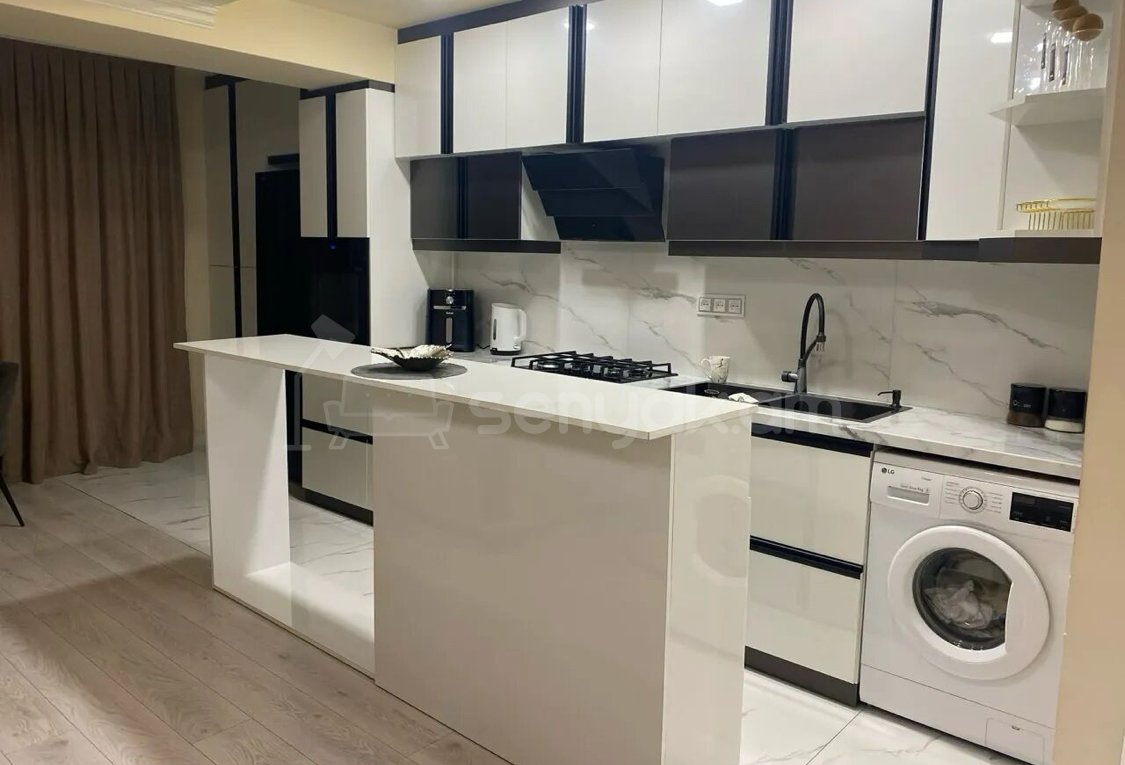 4 Սենյականոց Բնակարան, 99քմ, 9/16 հարկ, Դիզայներական Վերանորոգված