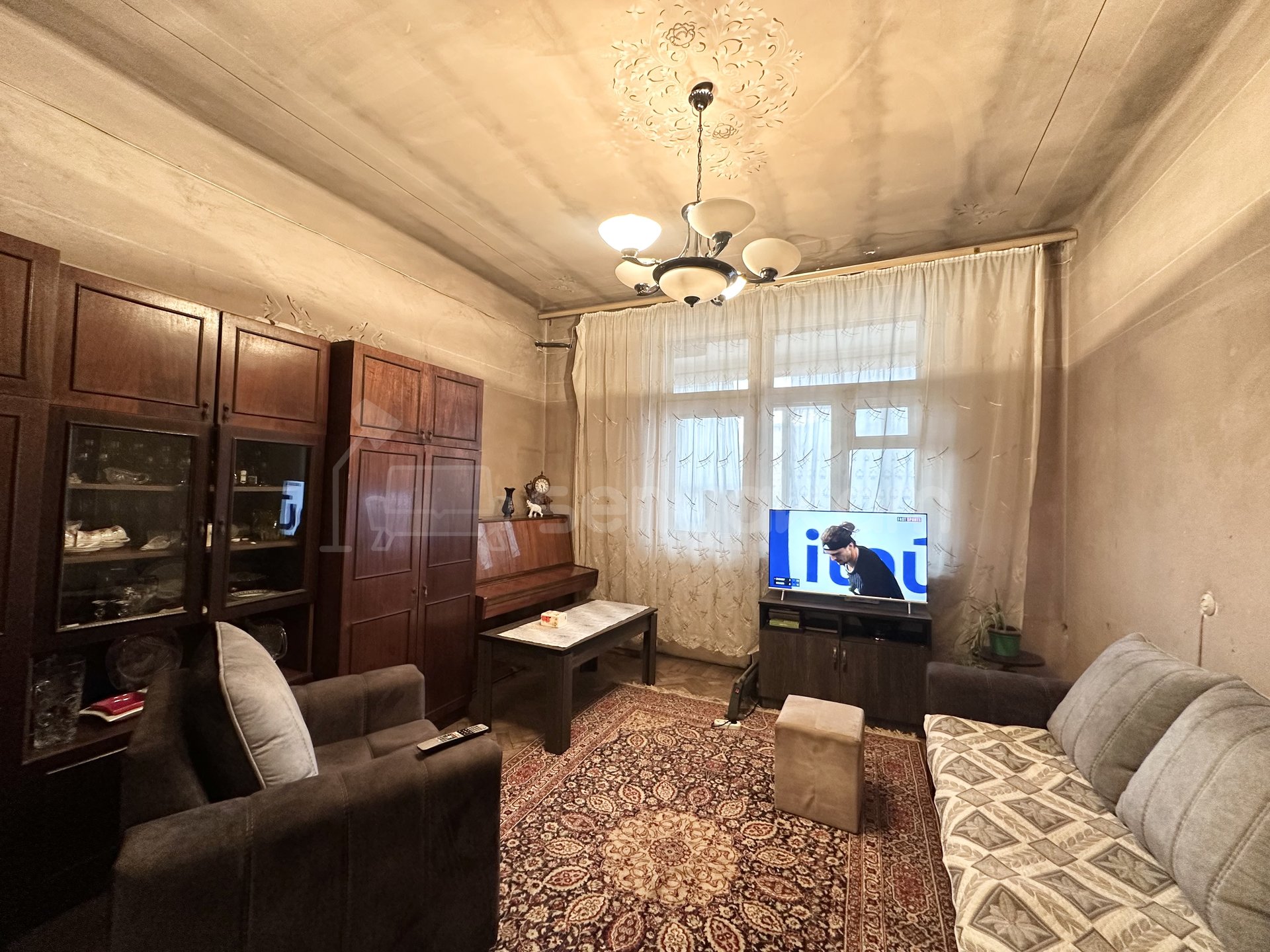 5 Սենյականոց Բնակարան Քարե Շենքում, 100քմ, 5/5 հարկ, Կոսմետիկ Վերանորոգված