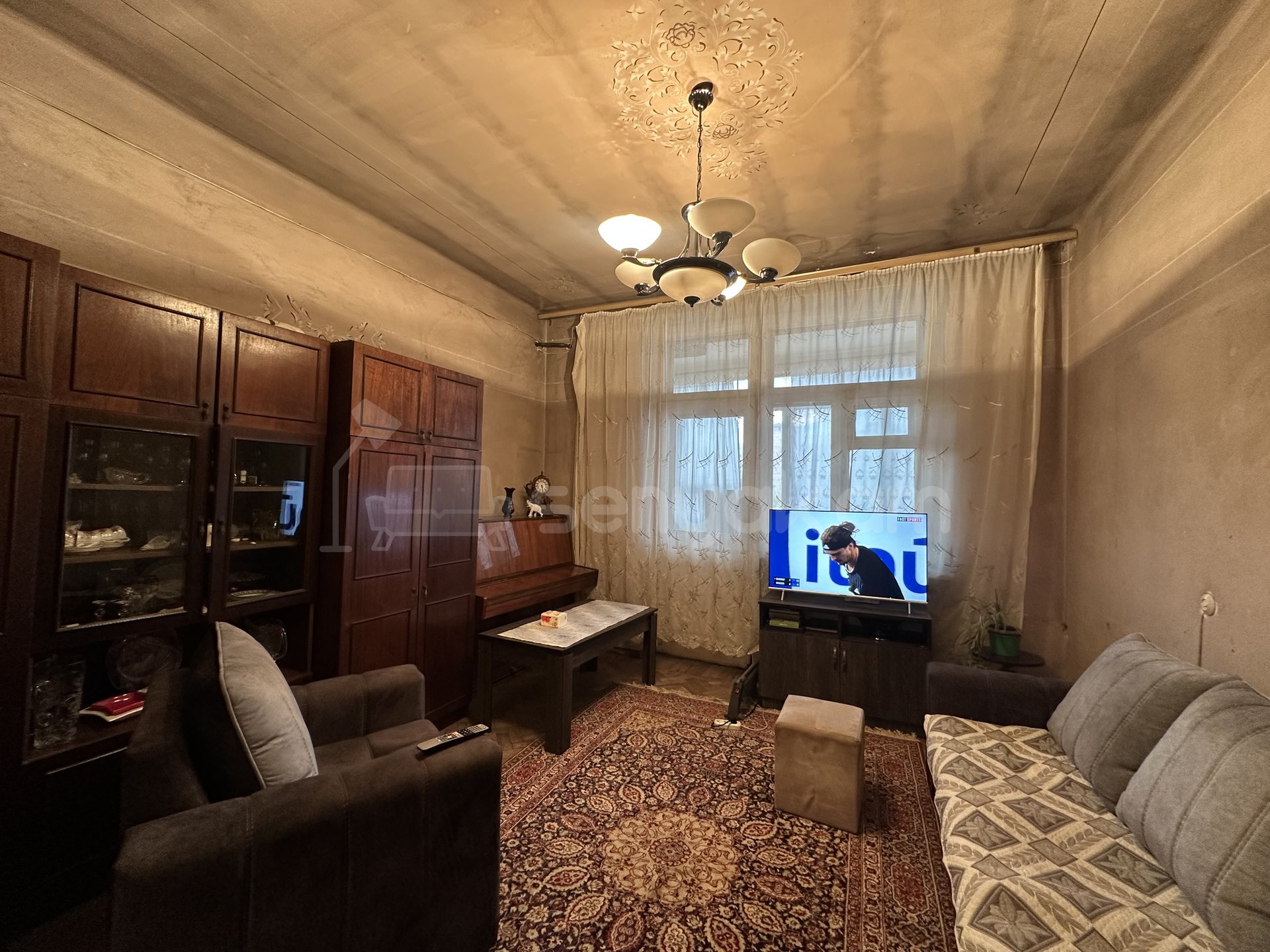 5 Սենյականոց Բնակարան Քարե Շենքում, 100քմ, 5/5 հարկ, Կոսմետիկ Վերանորոգված