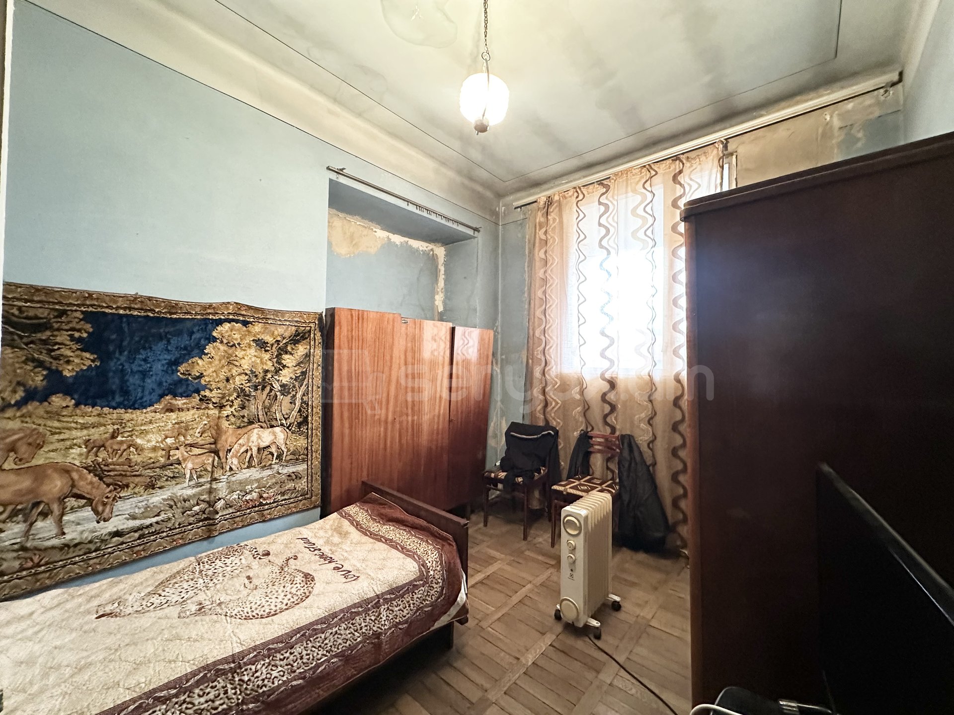 5 Սենյականոց Բնակարան Քարե Շենքում, 100քմ, 5/5 հարկ, Կոսմետիկ Վերանորոգված