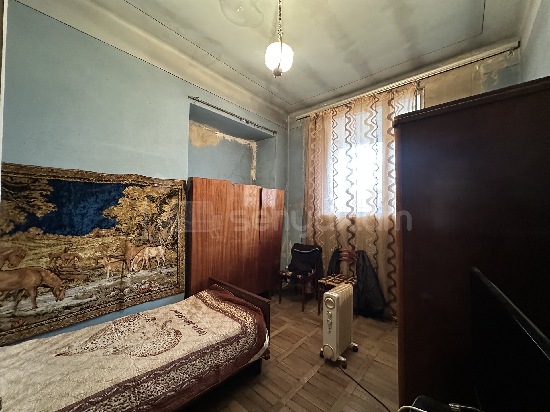 5 Սենյականոց Բնակարան Քարե Շենքում, 100քմ, 5/5 հարկ, Կոսմետիկ Վերանորոգված