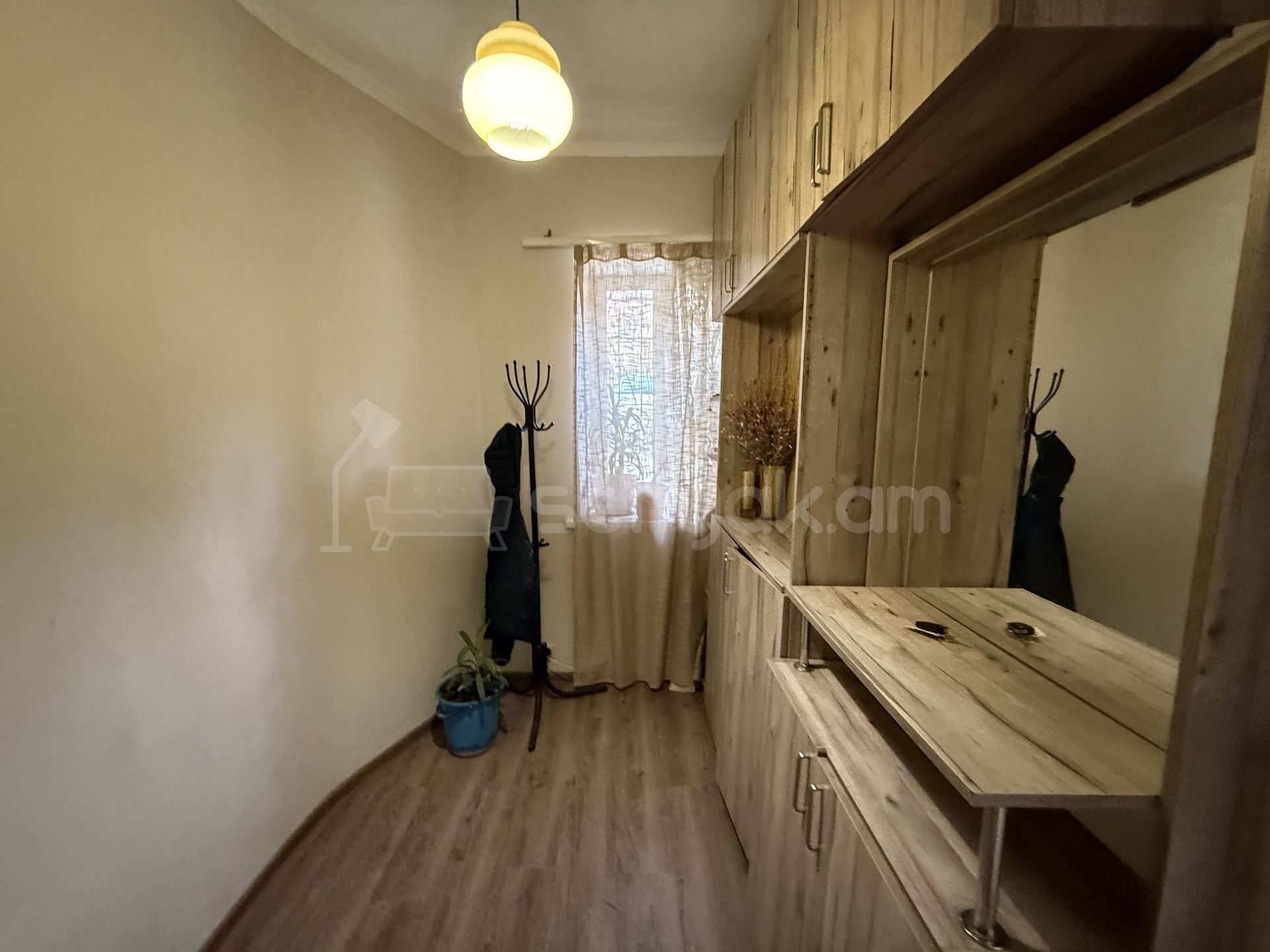 6 Սենյականոց Սեփական Տուն, 182քմ, Նորմալ Վիճակում, Ավտոտնակով