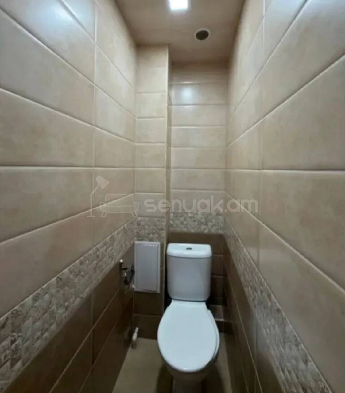 4 Սենյականոց Բնակարան Քարե Շենքում, 105քմ, 3/5 հարկ, Կապիտալ Վերանորոգված